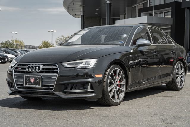 Used 2018 Audi S4 Prestige w/ Prestige Package image 3