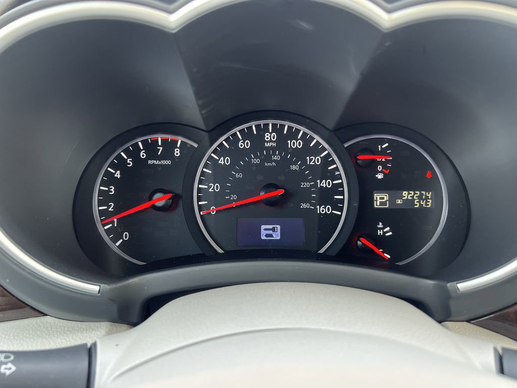 Used 2015 Nissan Quest SL FWD image 3