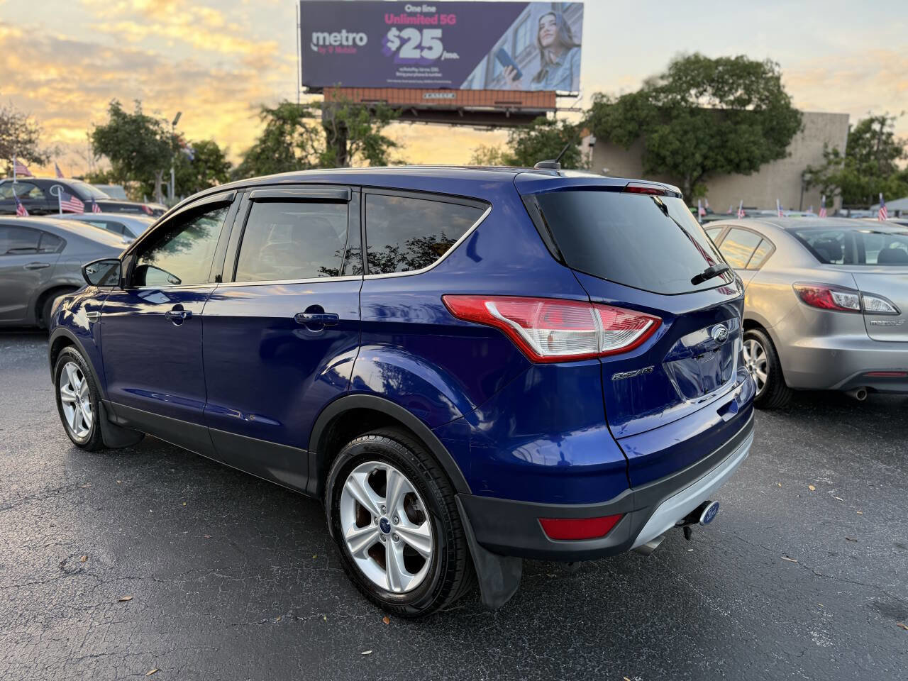 Used 2015 Ford Escape SE image 5