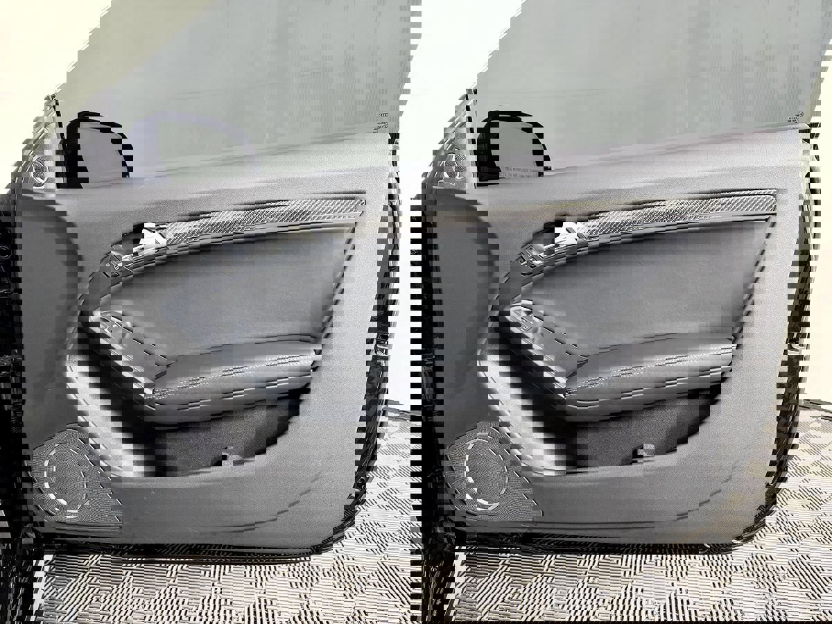 Used 2015 Audi RS 5 Coupe w/ Black Optic Plus Package AWD/4WD image 34