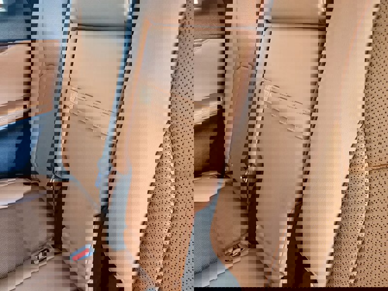 Used 2022 Lexus RX 350L w/ Premium Package image 86