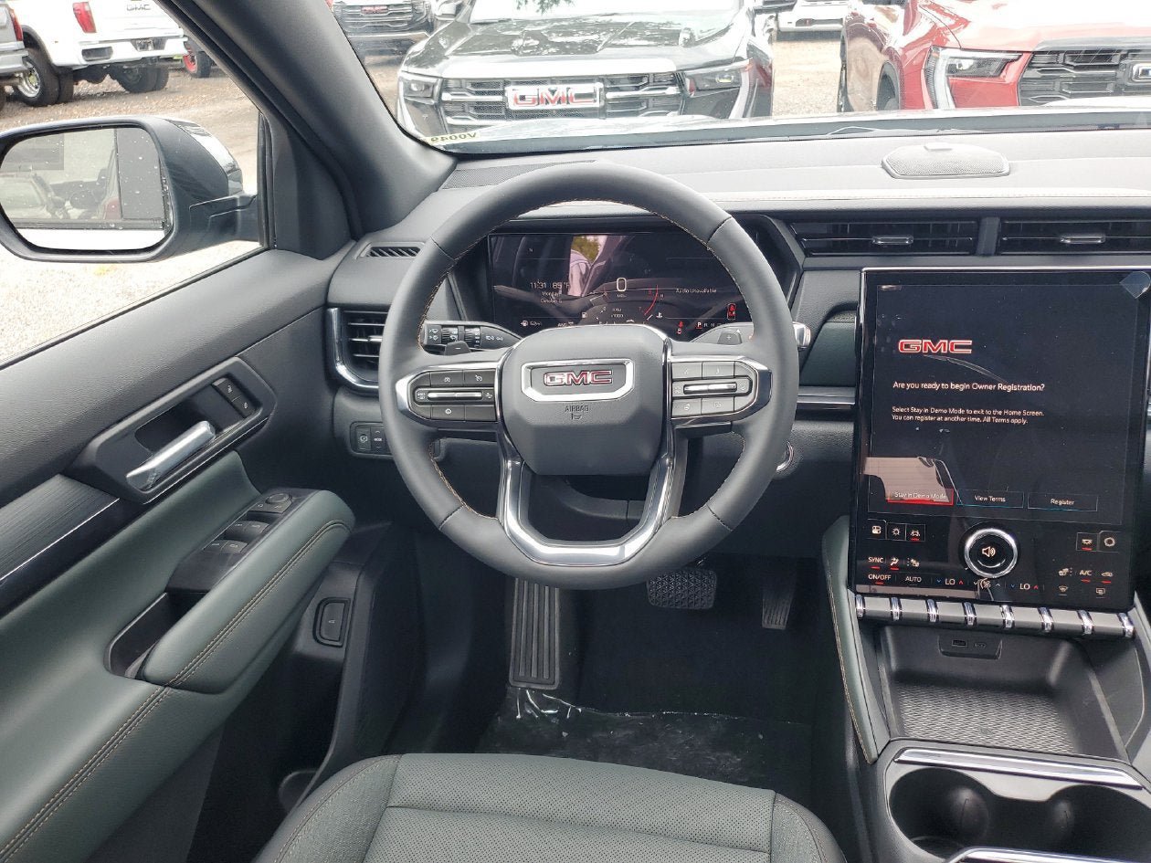 New 2027 GMC Terrain AT4 w/ Technology Package II AWD/4WD image 13