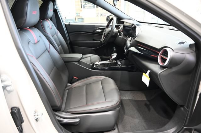 New 2026 Chevrolet Trax RS FWD image 10