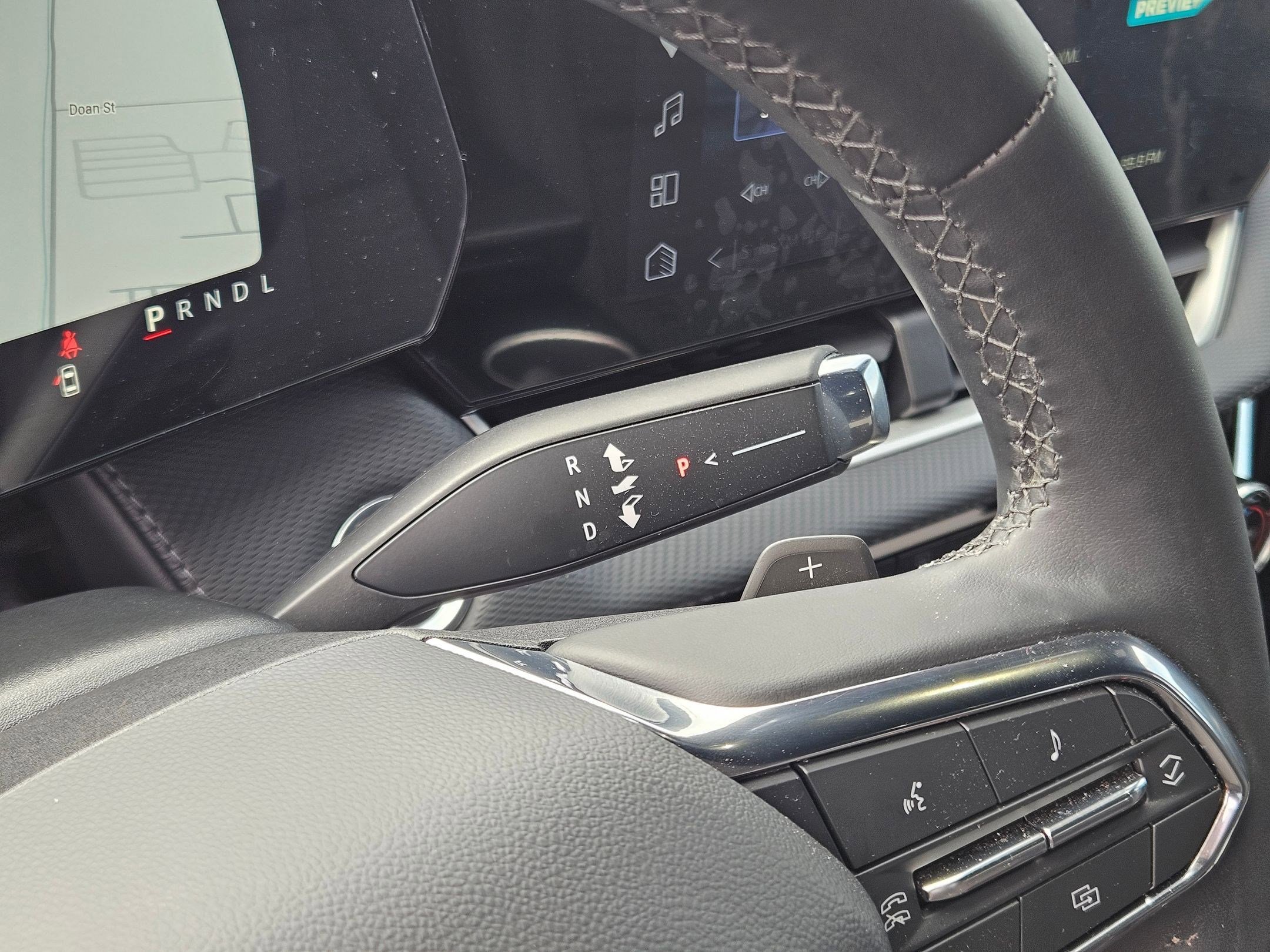 Used 2026 Chevrolet Equinox LT image 18