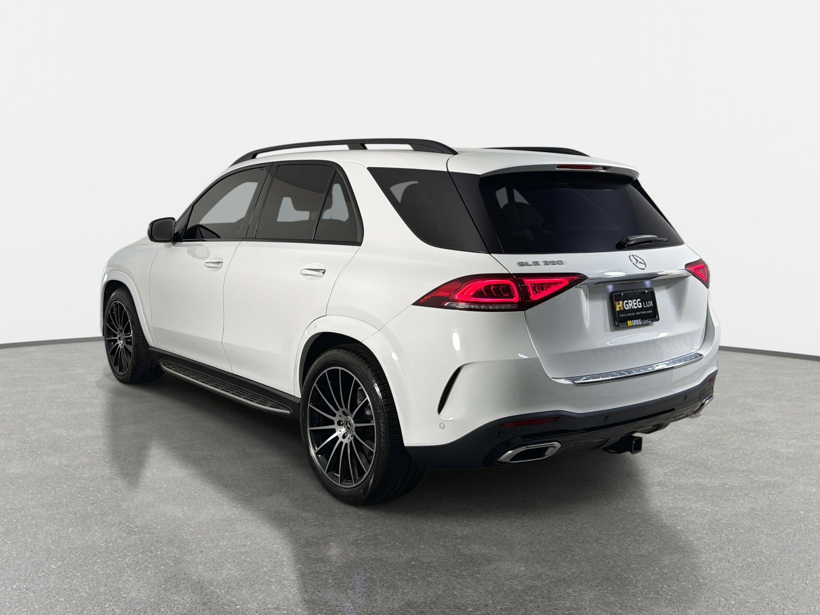 Used 2025 Mercedes-Benz GLC 350e 4MATIC image 5