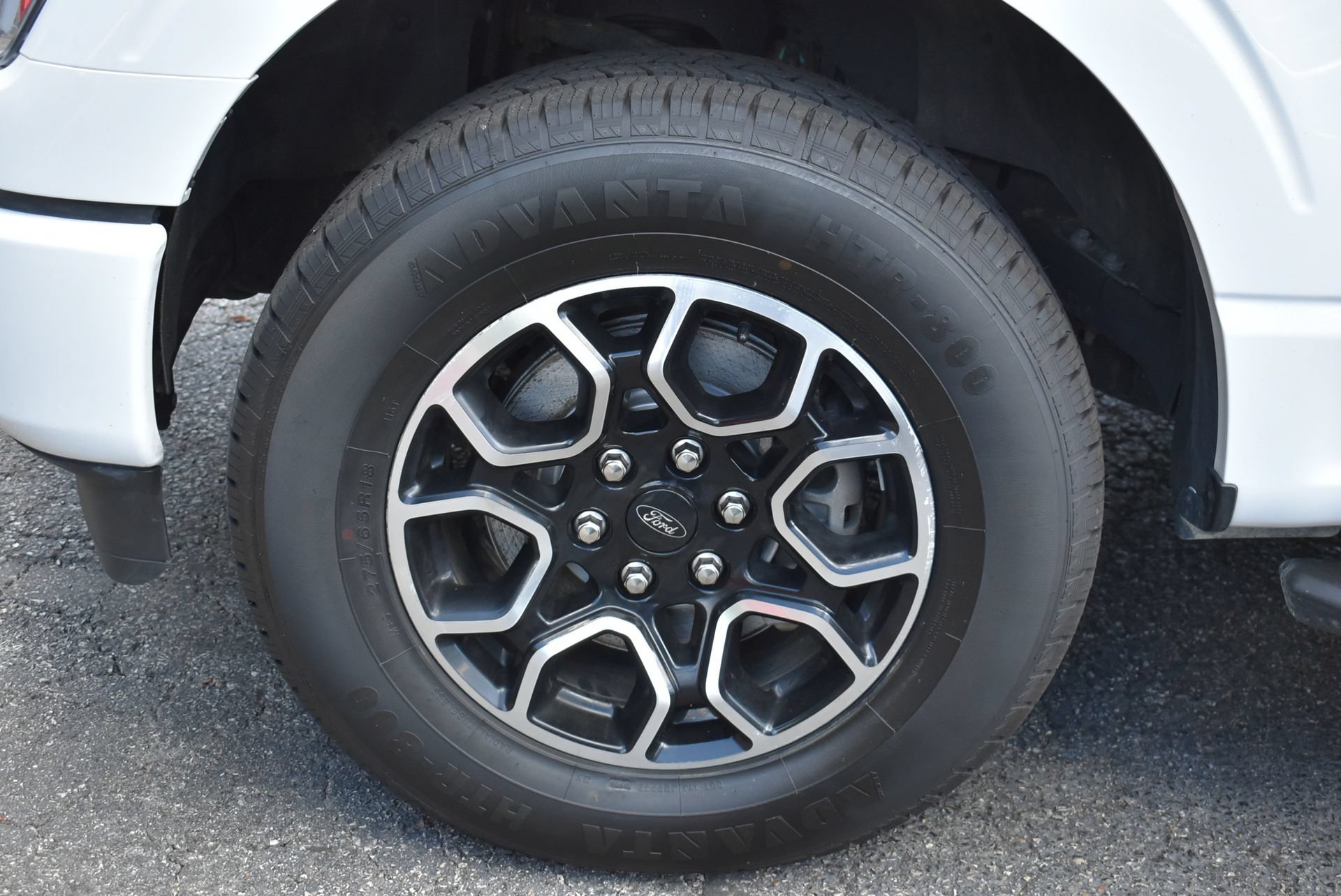 Used 2022 Ford F150 XLT w/ Equipment Group 302A High AWD/4WD image 9