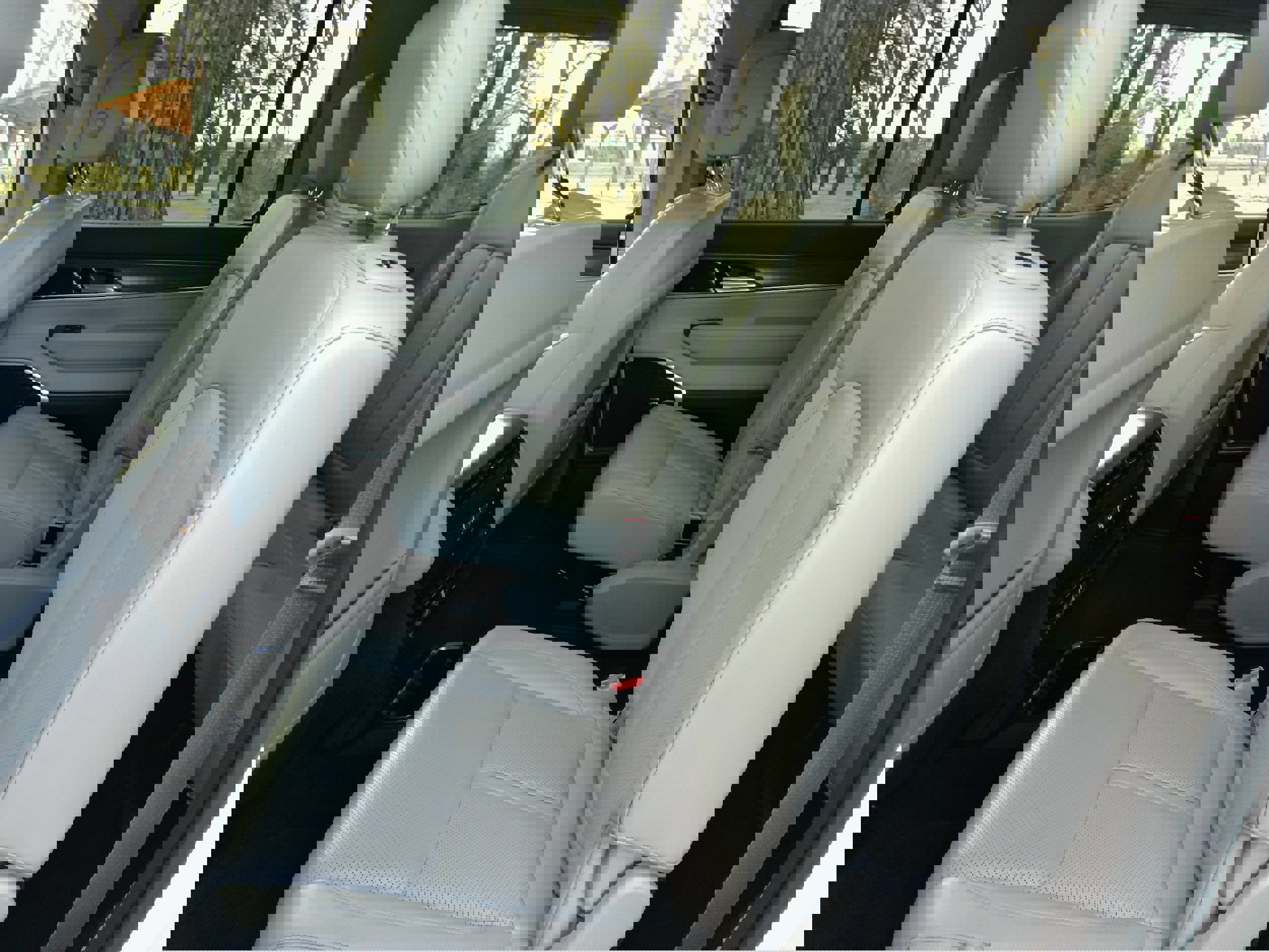 Used 2024 Jeep Wagoneer Series II AWD/4WD image 18