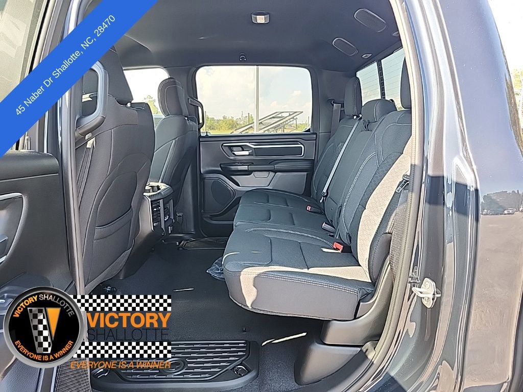 New 2025 RAM 1500 4x4 Crew Cab image 17