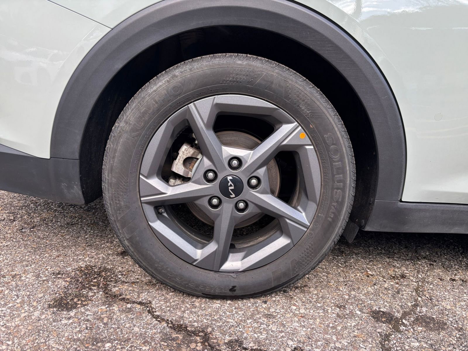 Used 2025 Kia K4 FWD image 30