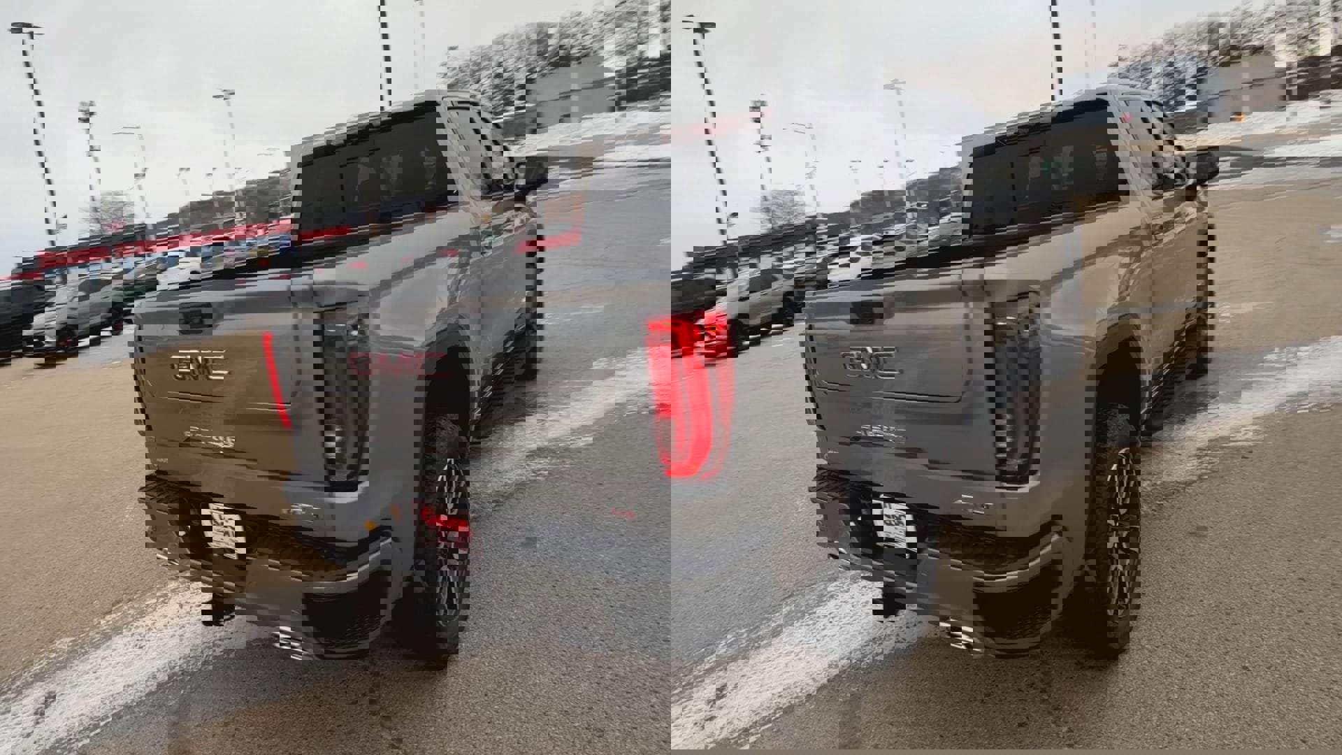 New 2026 GMC Sierra 1500 AT4 w/ AT4 Premium Package image 8