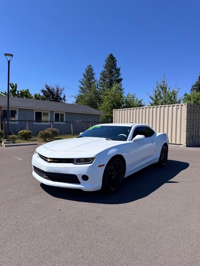 Used 2015 Chevrolet Camaro LS RWD image 1