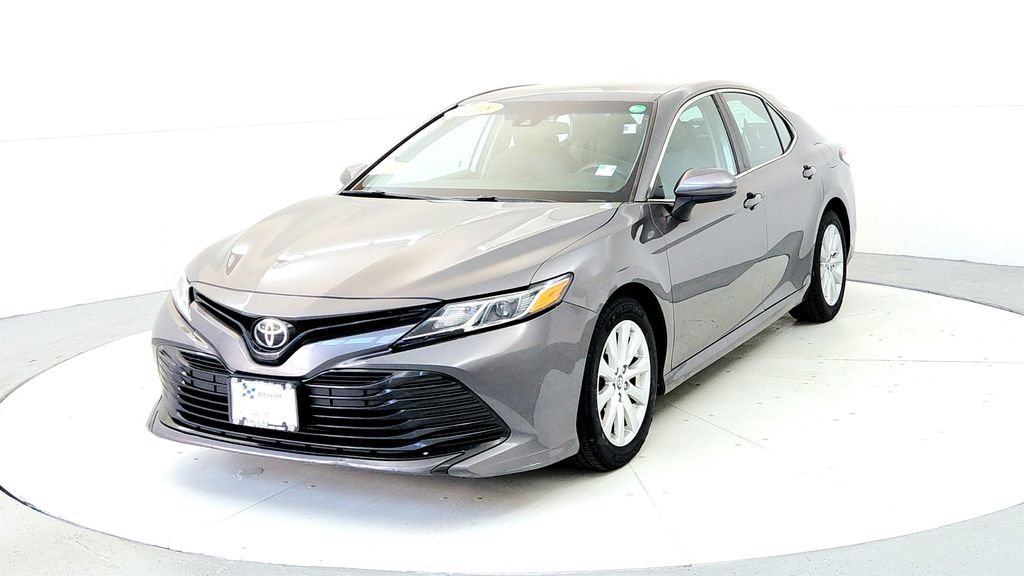 Certified 2018 Toyota Camry LE FWD image 2
