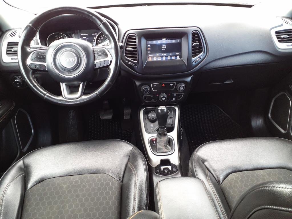 Used 2018 Jeep Compass Latitude w/ Popular Equipment Group image 8