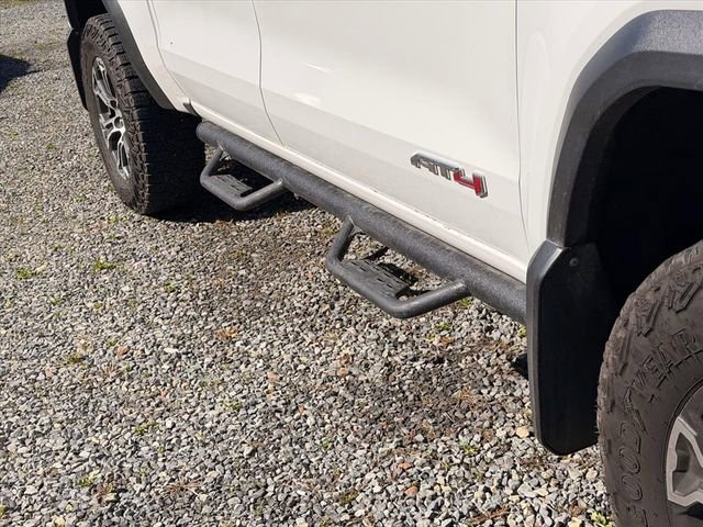 Used 2024 GMC Canyon AT4 image 11