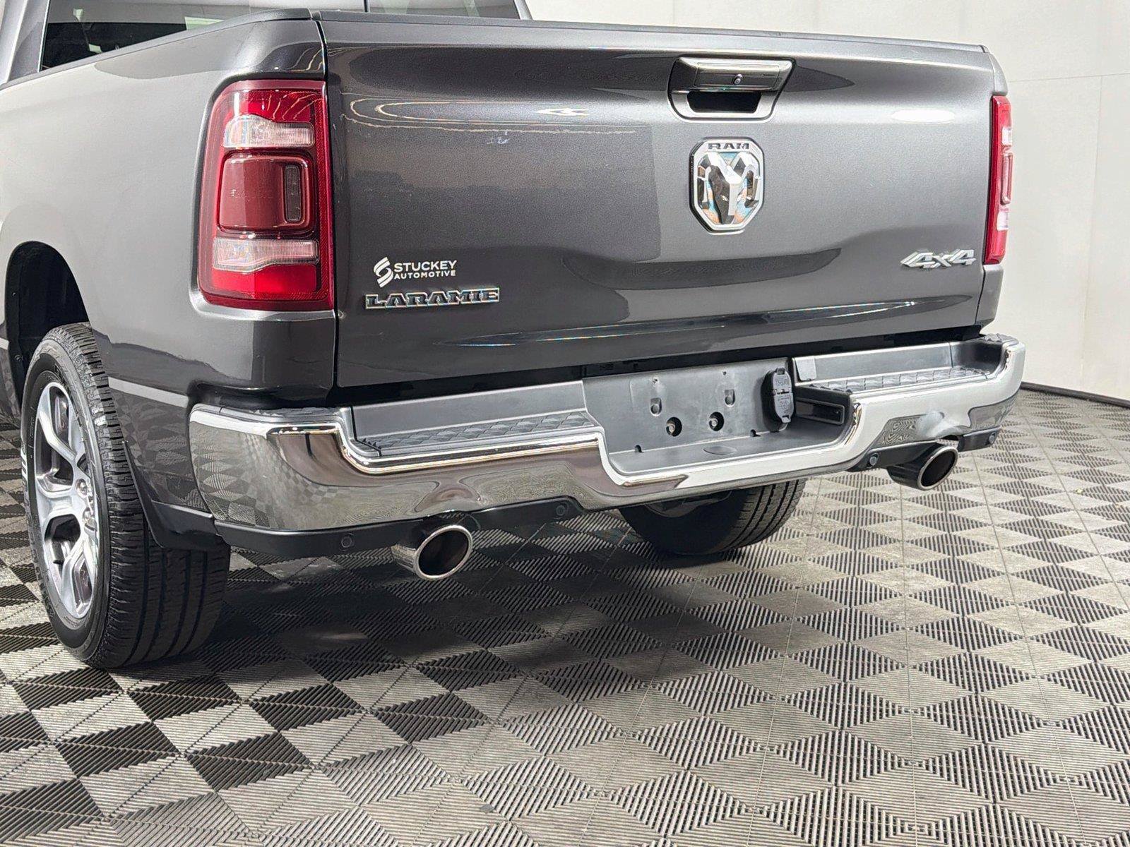 Used 2023 RAM 1500 Laramie AWD/4WD image 40