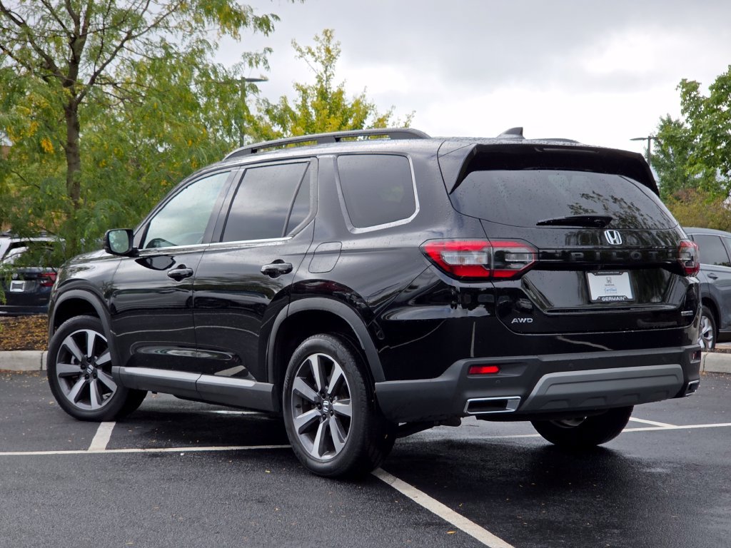 Certified 2024 Honda Pilot Touring image 26