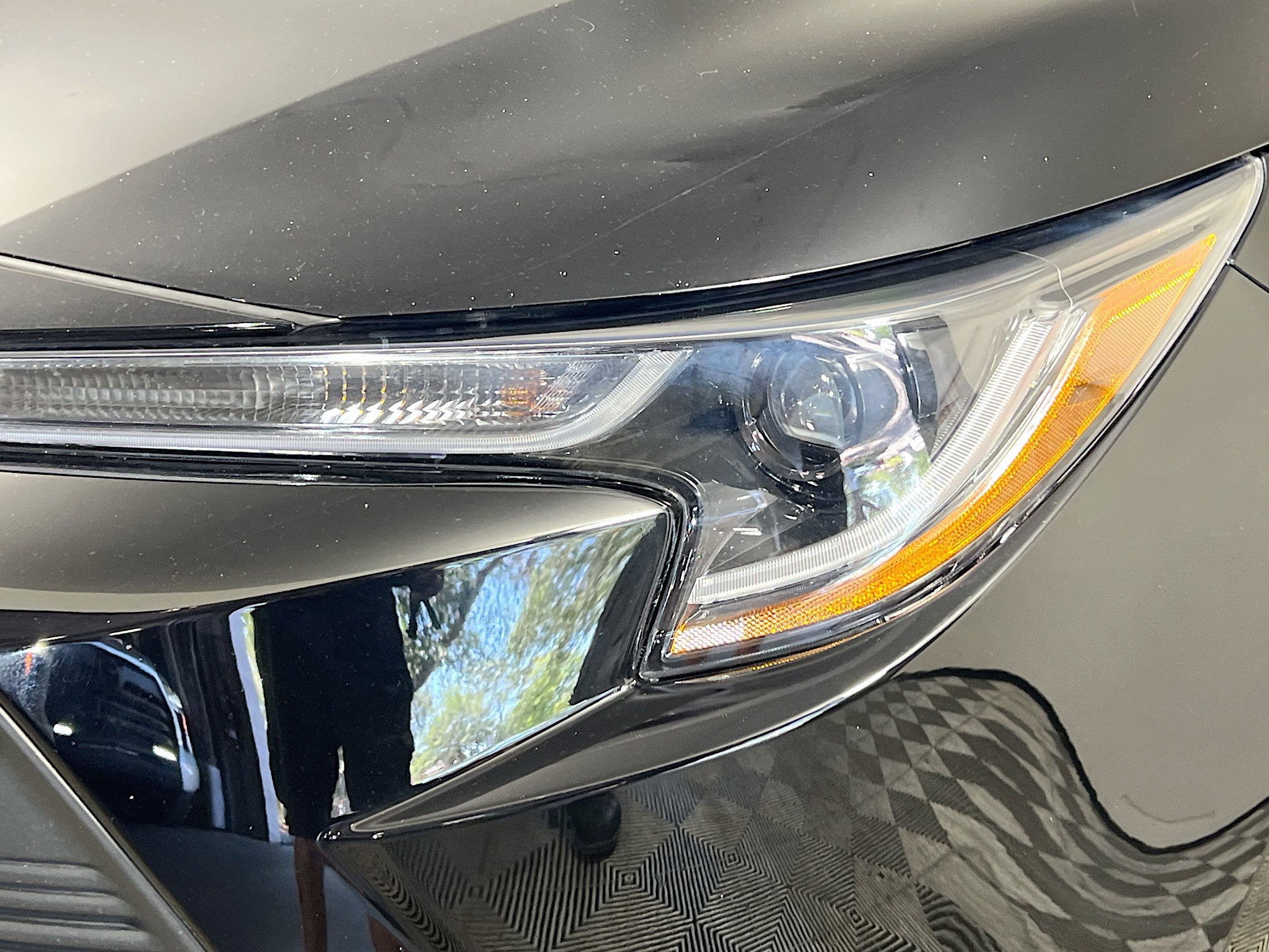 Used 2024 Toyota Corolla LE FWD image 12