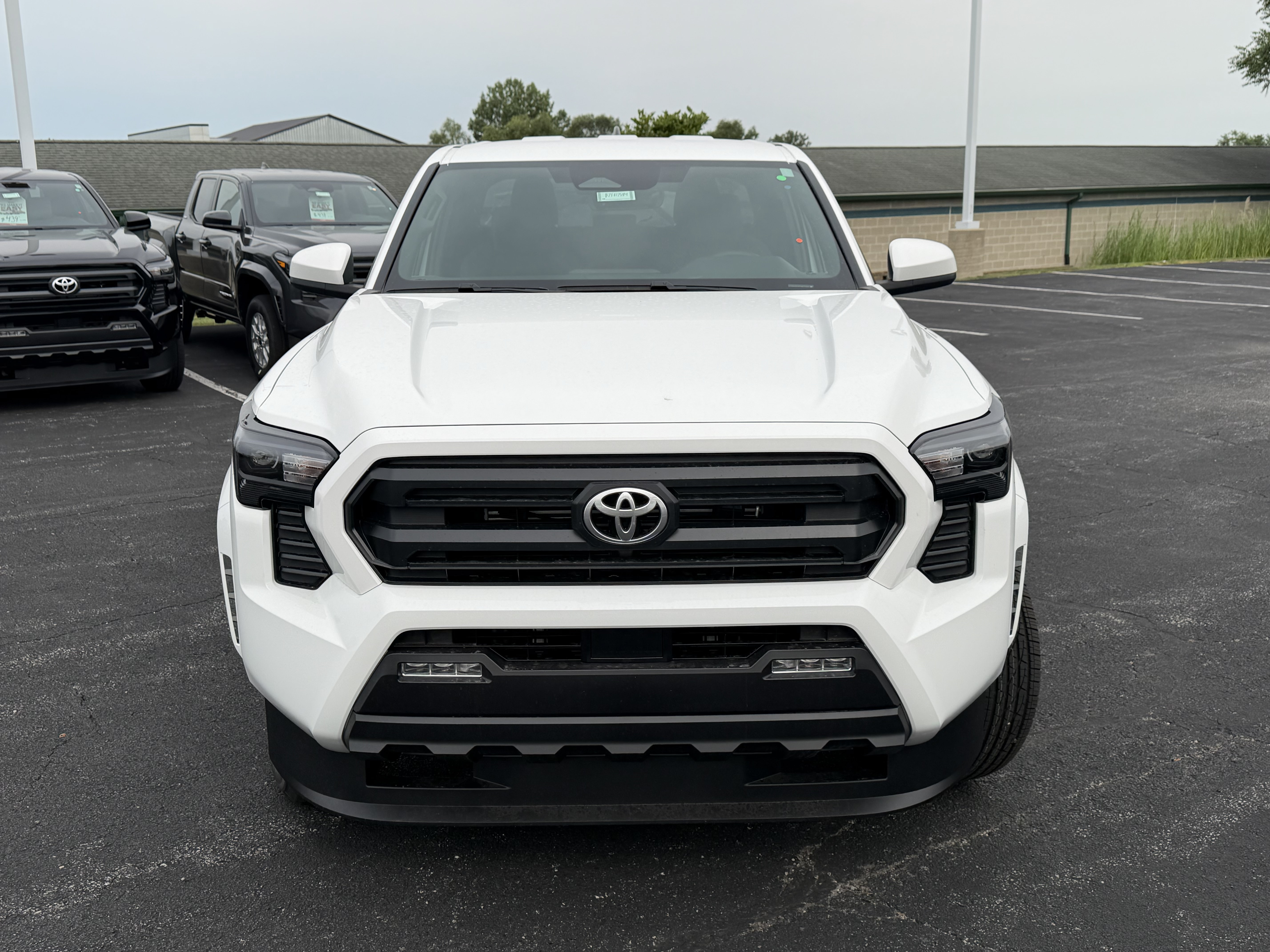 New 2026 Toyota Tacoma SR5 RWD image 2