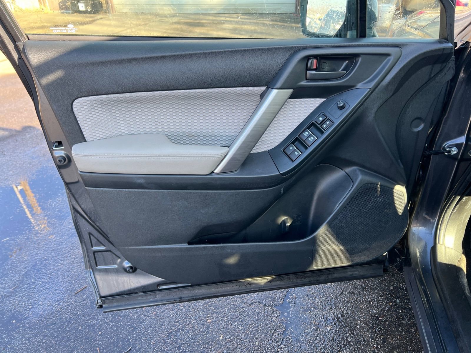 Used 2018 Subaru Forester 2.5i Premium AWD/4WD image 19