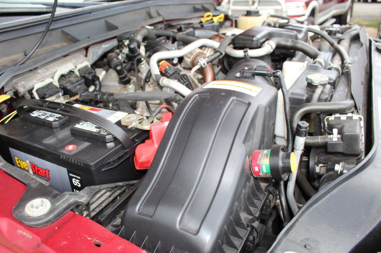 Used 2015 Ford F350 Lariat w/ Lariat Interior Package AWD/4WD image 31