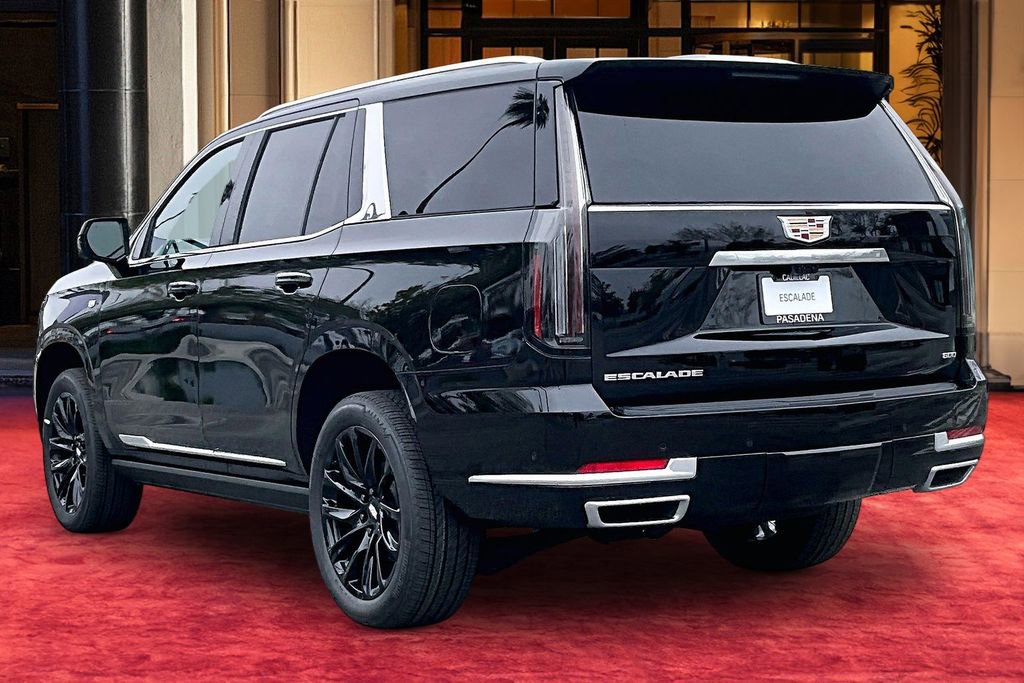 New 2026 Cadillac Escalade Luxury w/ LPO, Floor Liner Package AWD/4WD image 4