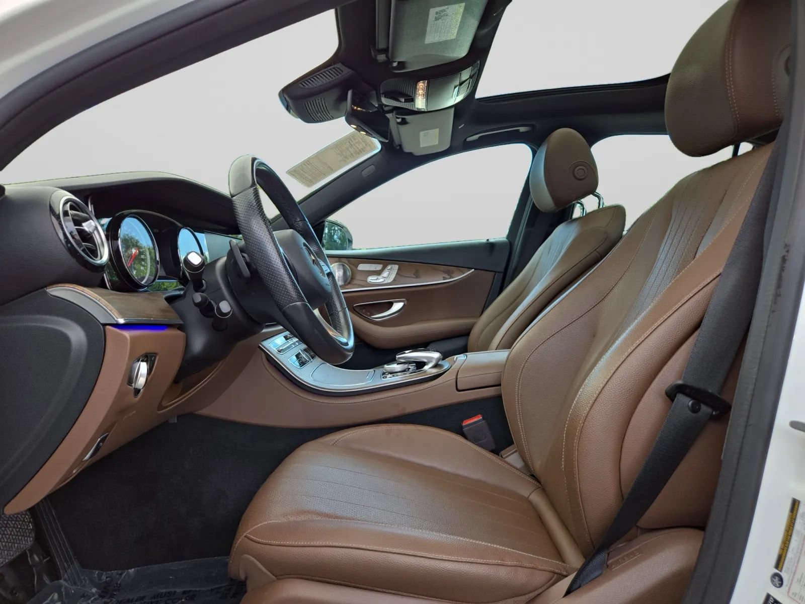 Used 2018 Mercedes-Benz E 300 image 16