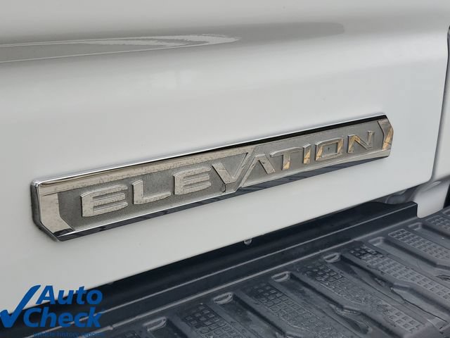 Used 2023 GMC Sierra 1500 Elevation w/ LPO, Elevation Black Package AWD/4WD image 9