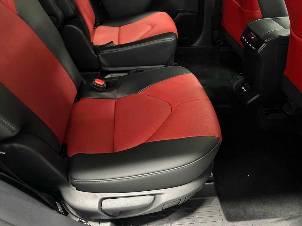 Used 2025 Toyota Highlander XSE image 55