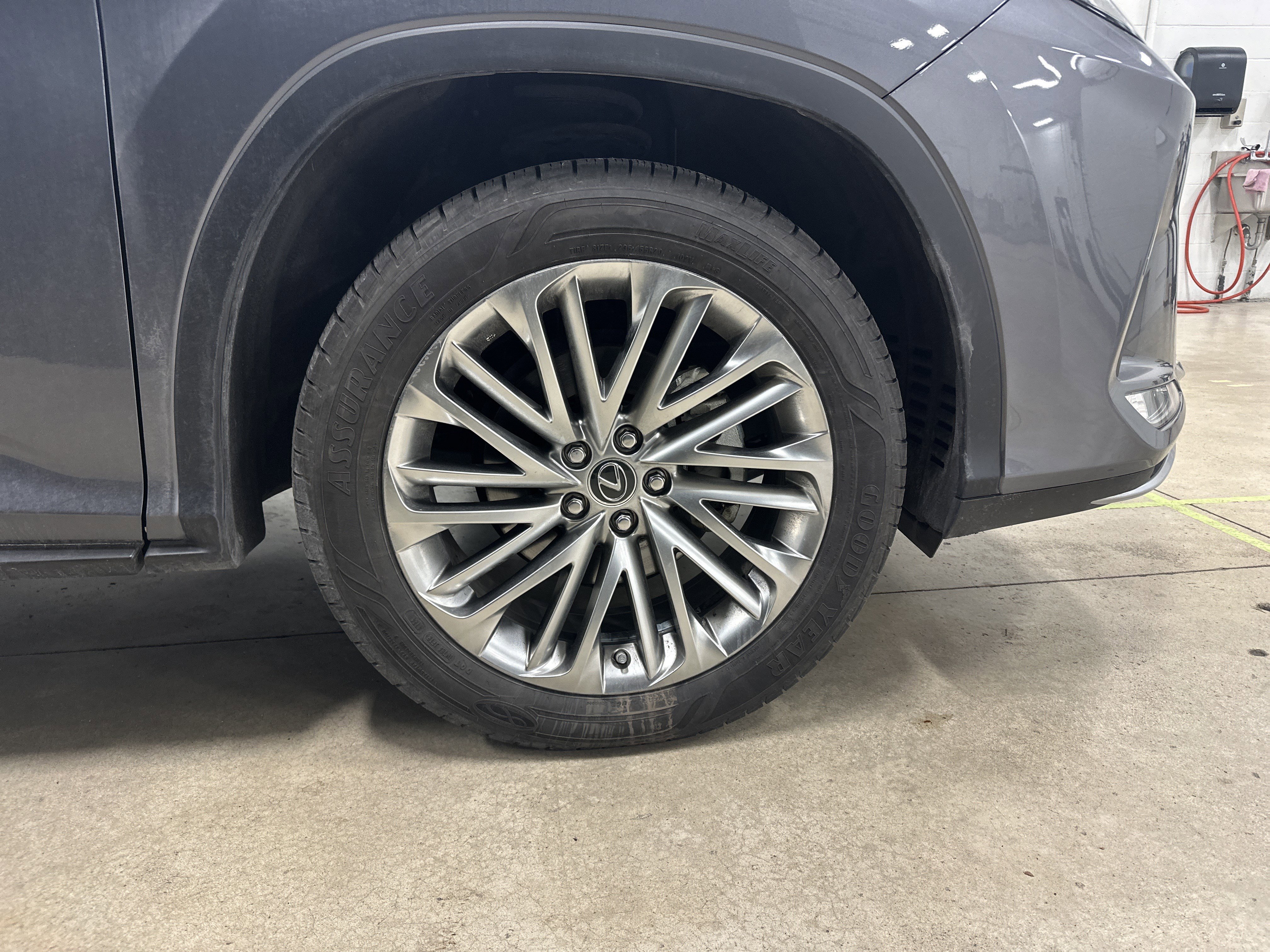 Certified 2022 Lexus RX 450h AWD w/ Luxury Package image 13