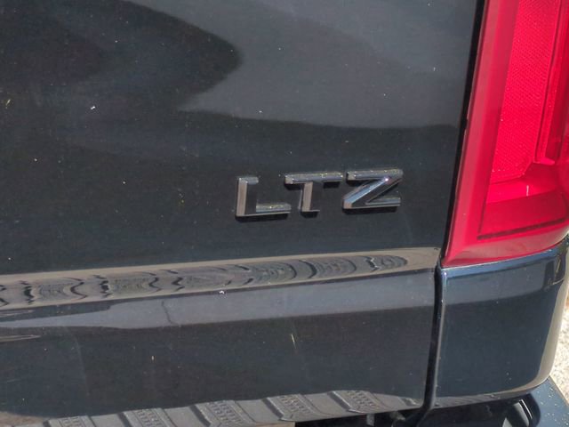 Used 2020 Chevrolet Silverado 3500 LTZ w/ LTZ Premium Package image 13