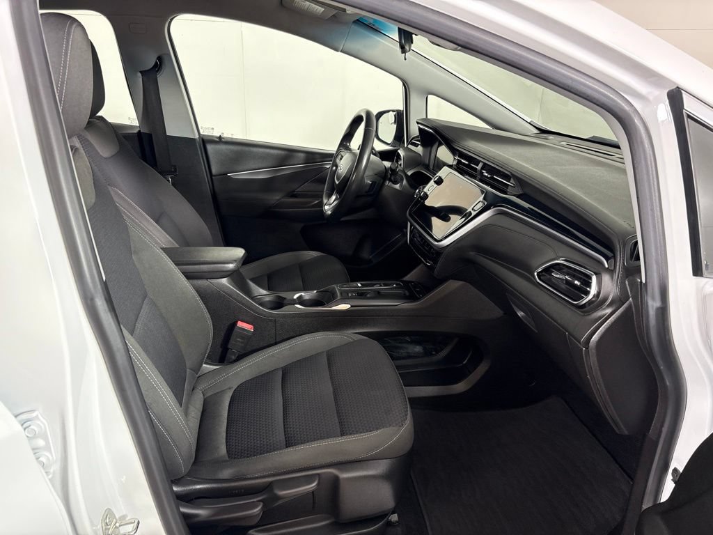 Certified 2023 Chevrolet Bolt LT w/ Driver Confidence Package FWD image 18