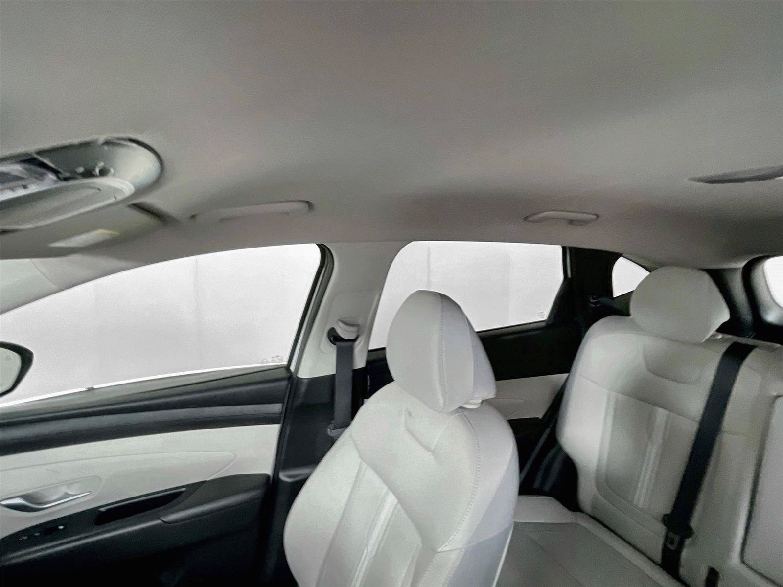 Certified 2025 Hyundai Tucson SEL AWD/4WD image 23