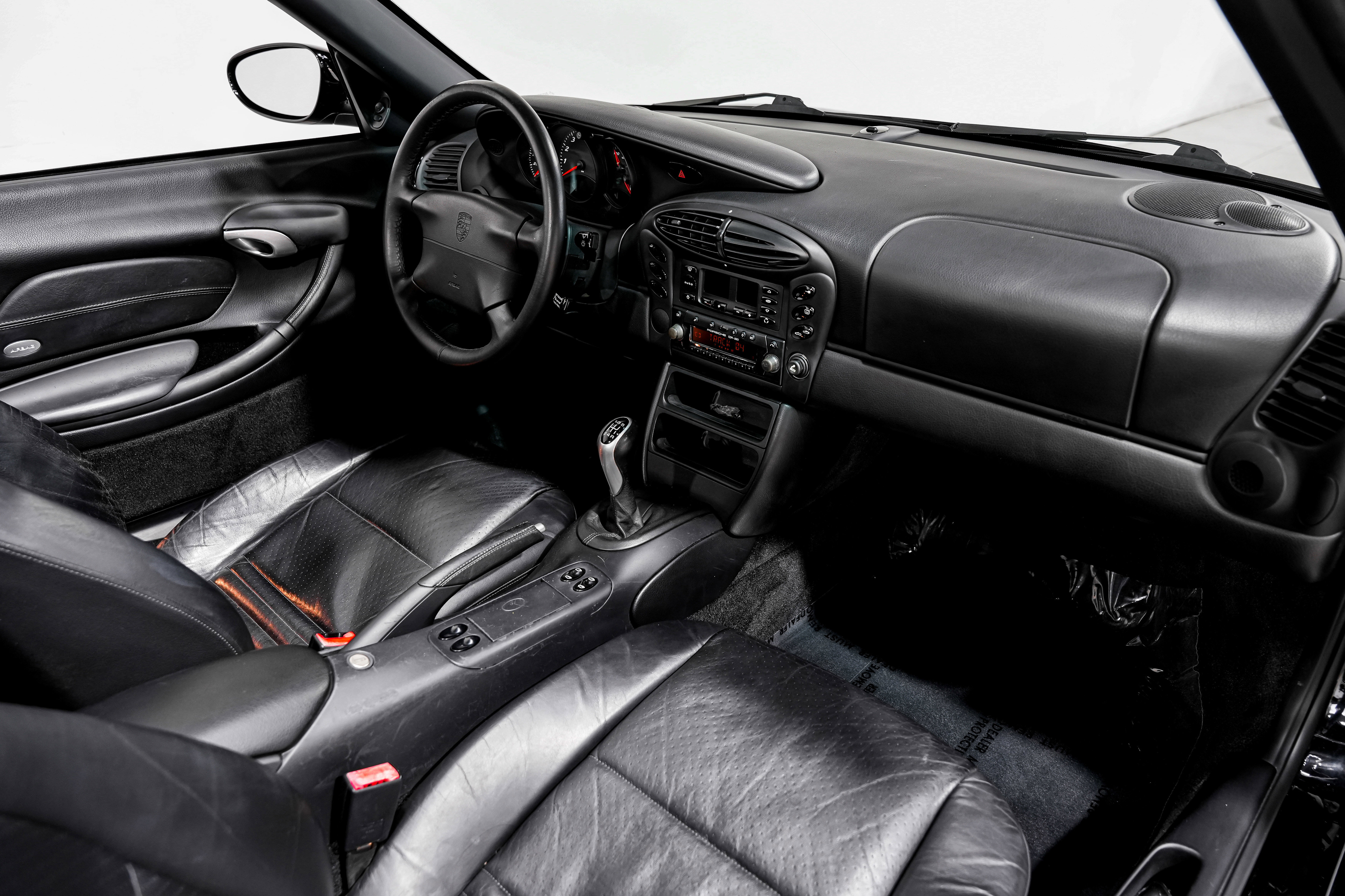 Used 2000 Porsche Boxster image 24