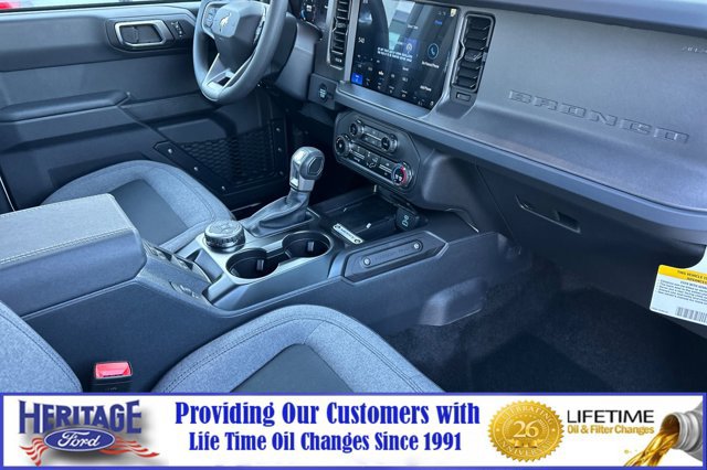 New 2025 Ford Bronco 4-Door image 16