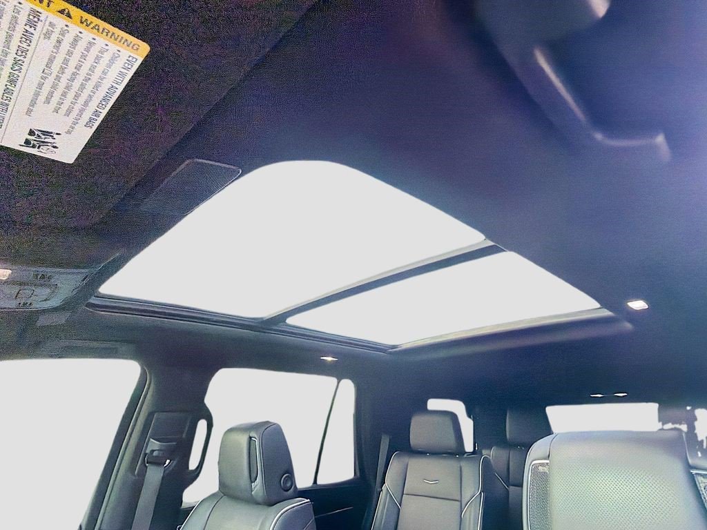 Certified 2023 Cadillac Escalade Sport w/ LPO, ONYX Package AWD/4WD image 30