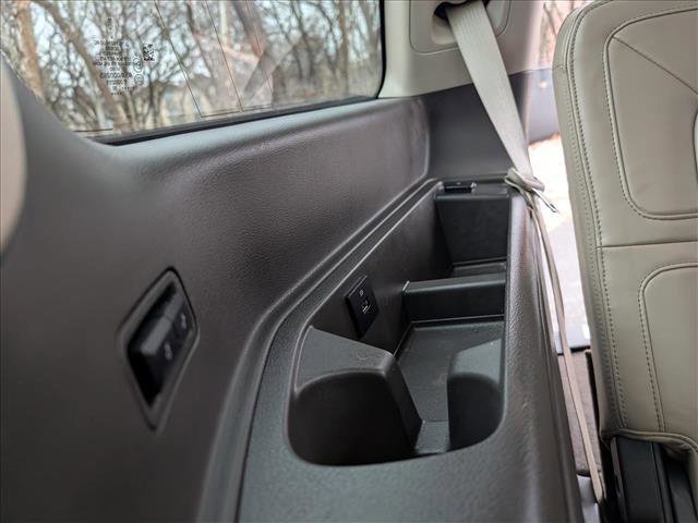 Used 2022 Lincoln Navigator Reserve image 22