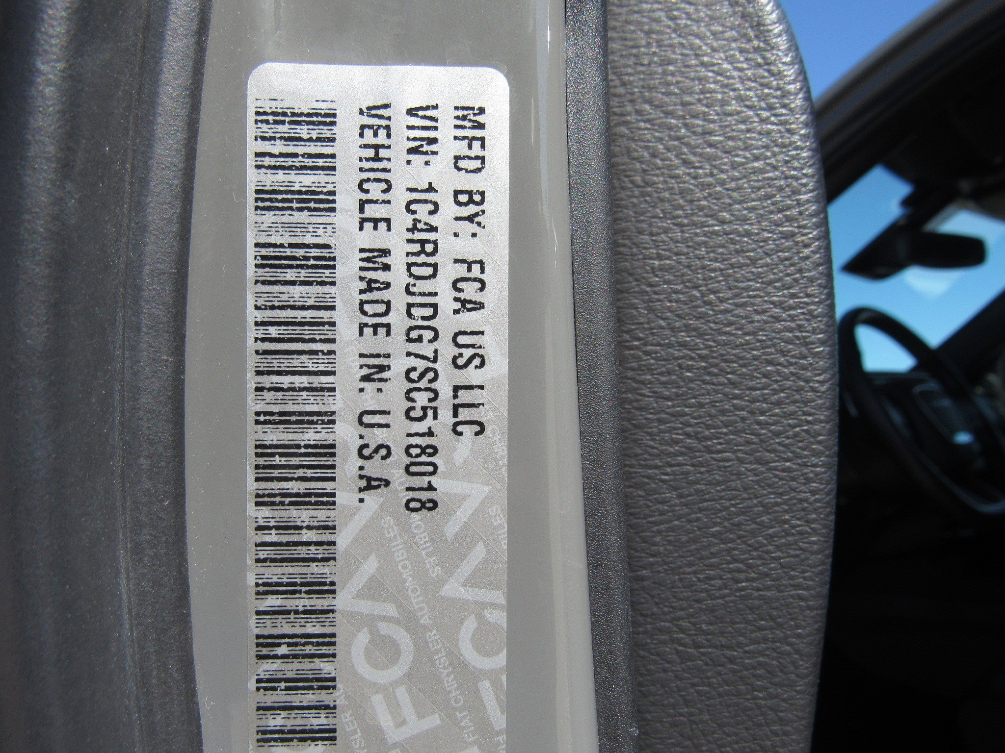 Used 2025 Dodge Durango GT image 32