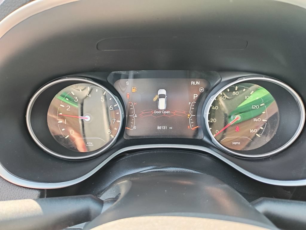 Used 2020 Jeep Compass Limited AWD/4WD image 19
