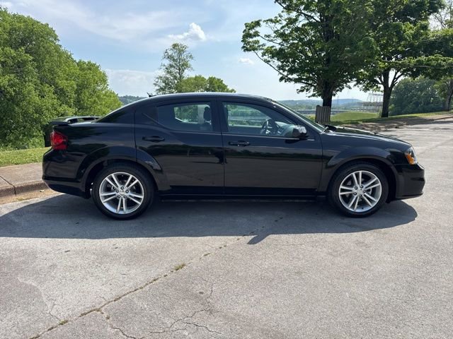 Used 2013 Dodge Avenger SXT w/ Rallye Appearance Group FWD image 8