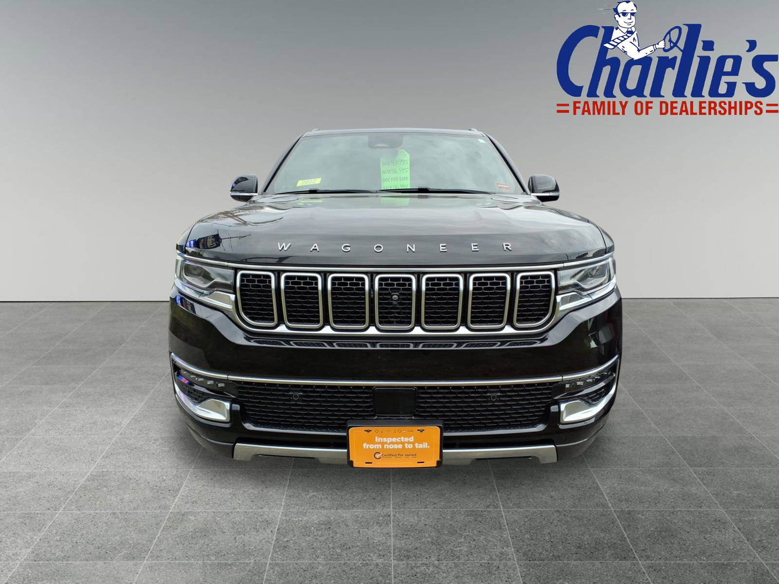 Used 2022 Jeep Wagoneer Series III w/ Premium Group I image 2