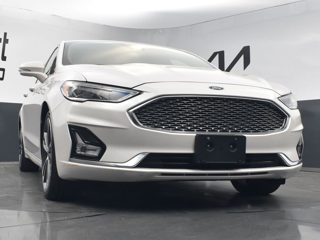 Used 2019 Ford Fusion Titanium image 24