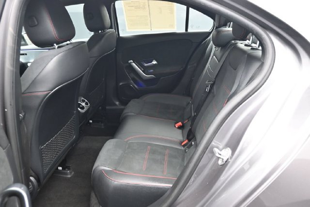 Used 2022 Mercedes-Benz A 220 4MATIC image 10