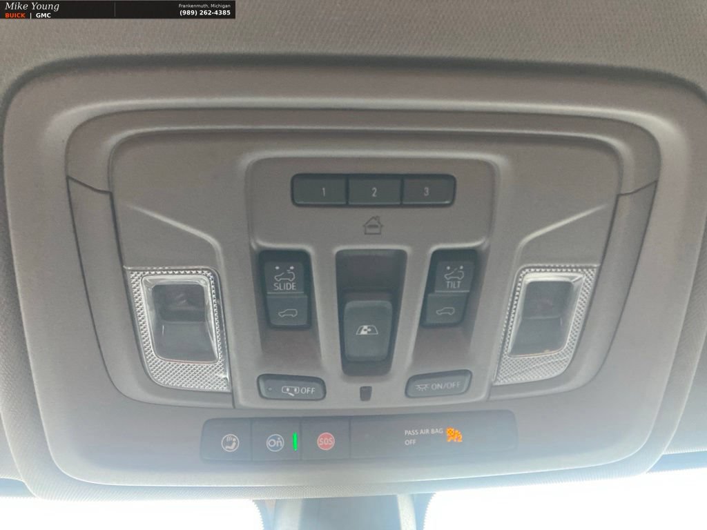 Used 2021 Chevrolet Silverado 1500 RST AWD/4WD image 33