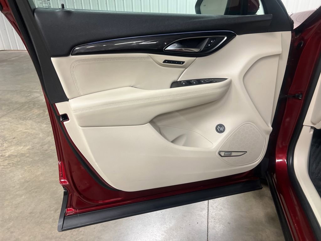 Certified 2021 Buick Envision Essence w/ Technology Package I AWD/4WD image 15