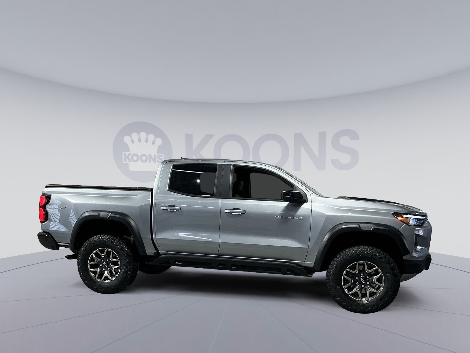 Used 2025 Chevrolet Colorado ZR2 w/ Technology Package image 17