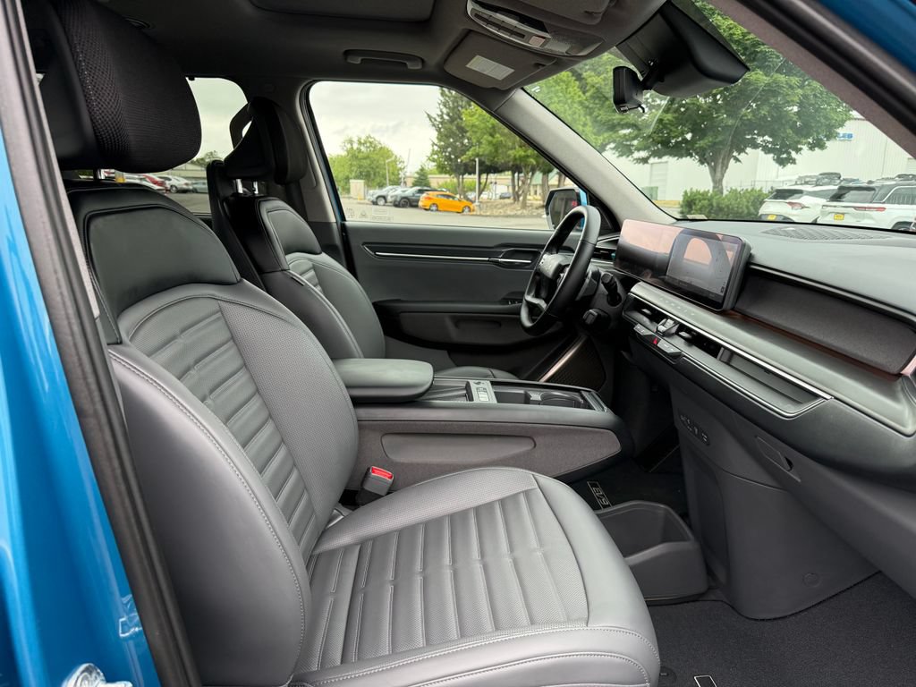 Certified 2024 Kia EV9 Land AWD/4WD image 12