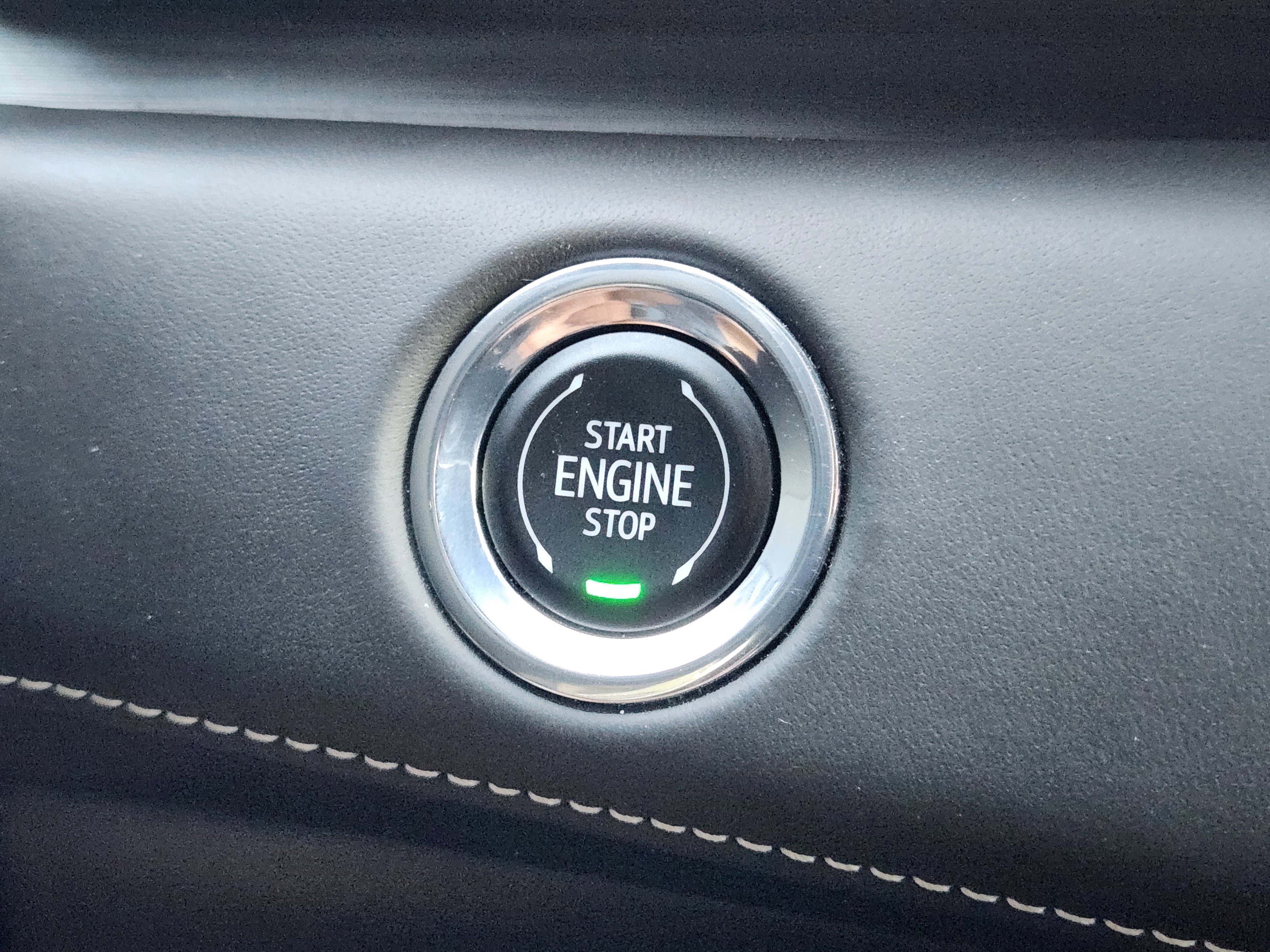 Used 2023 Cadillac Escalade Sport Platinum w/ LPO, ONYX Package image 18