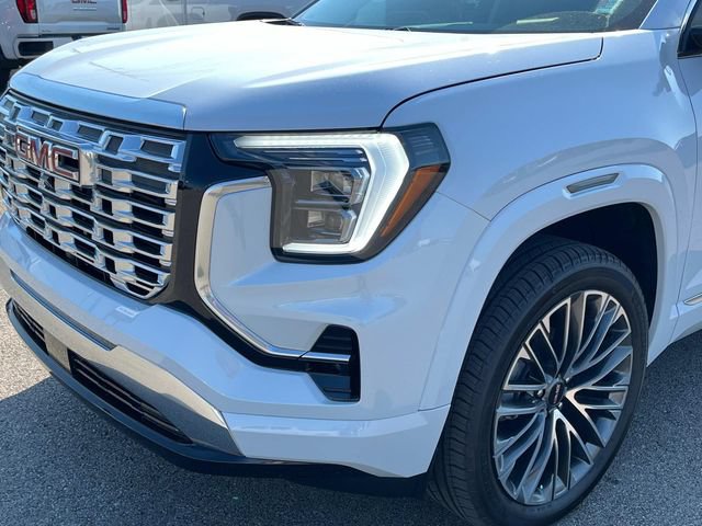 New 2026 GMC Terrain Denali w/ LPO, Floor Liner Package AWD/4WD image 13