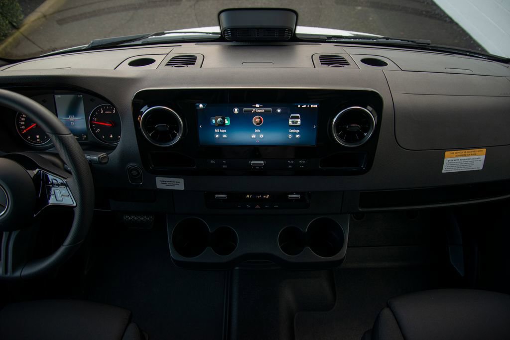 New 2026 Mercedes-Benz Sprinter 2500 image 17