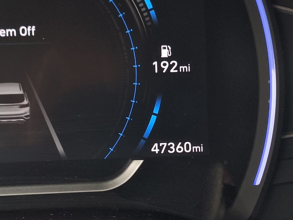 Used 2019 Hyundai Santa Fe Limited AWD/4WD image 19